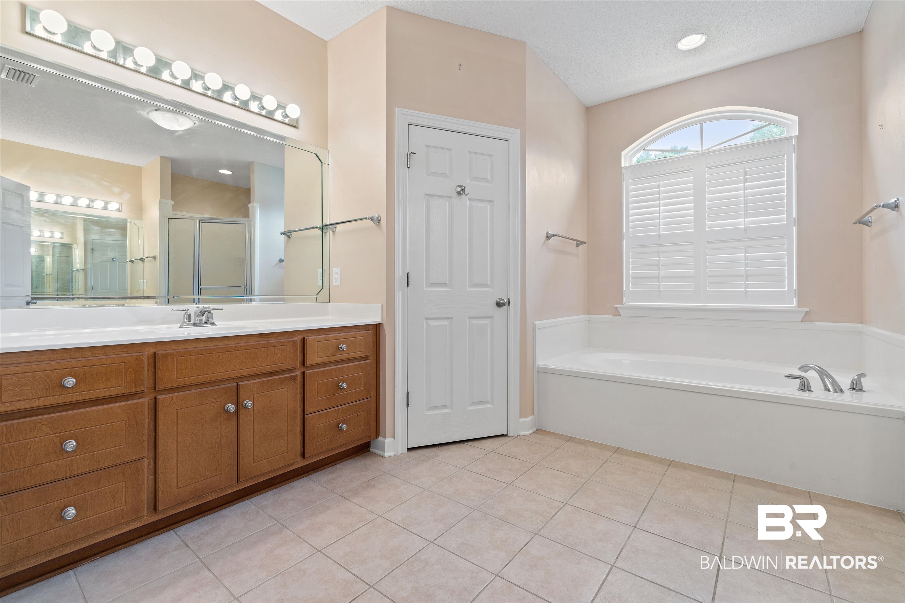 553 Summerlake Drive East Mobile, AL 36608 - Photo 18 of 35