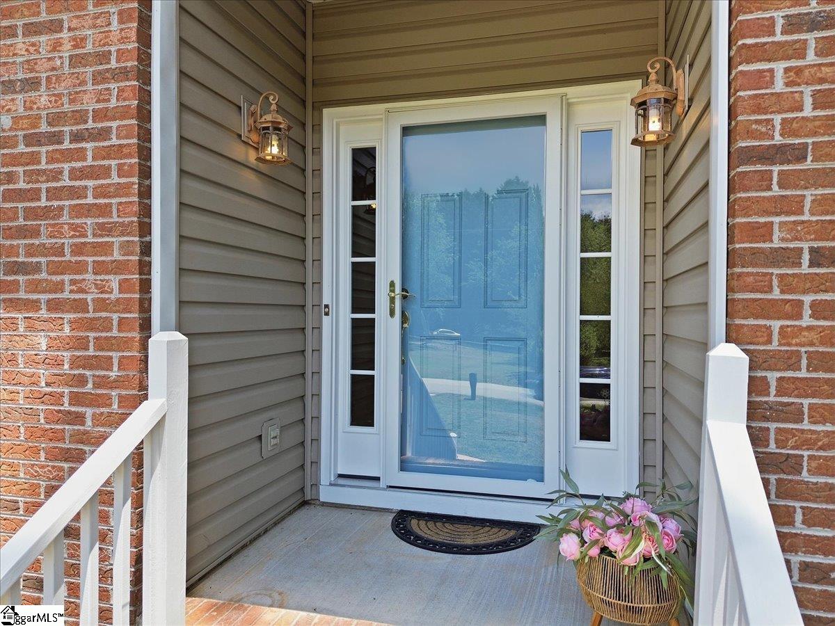 407 Roberts Road Taylors, SC 29687 - Photo 2 of 46 Gallery Image 2