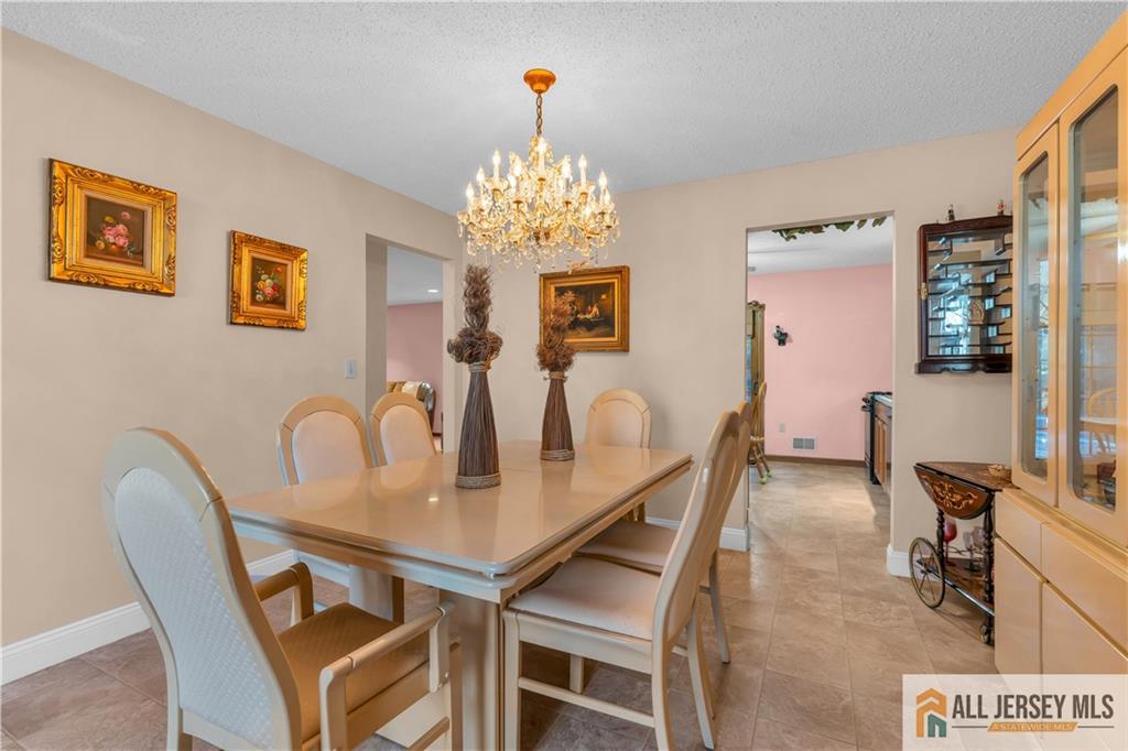 15 Capitol Reef Road Howell, NJ 07731 - Photo 15 of 58