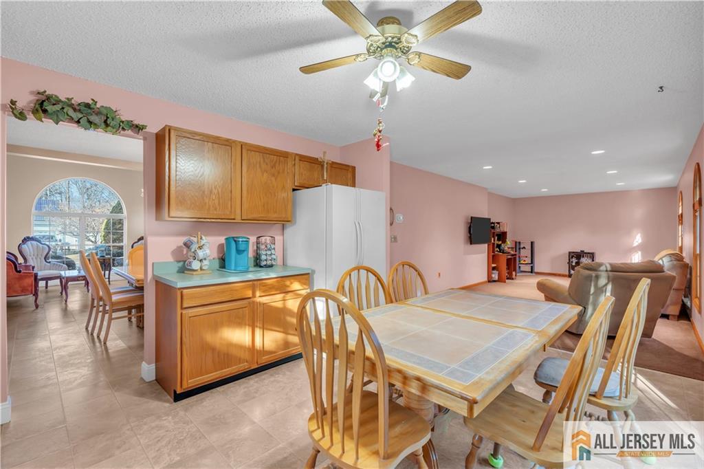 15 Capitol Reef Road Howell, NJ 07731 - Photo 17 of 58