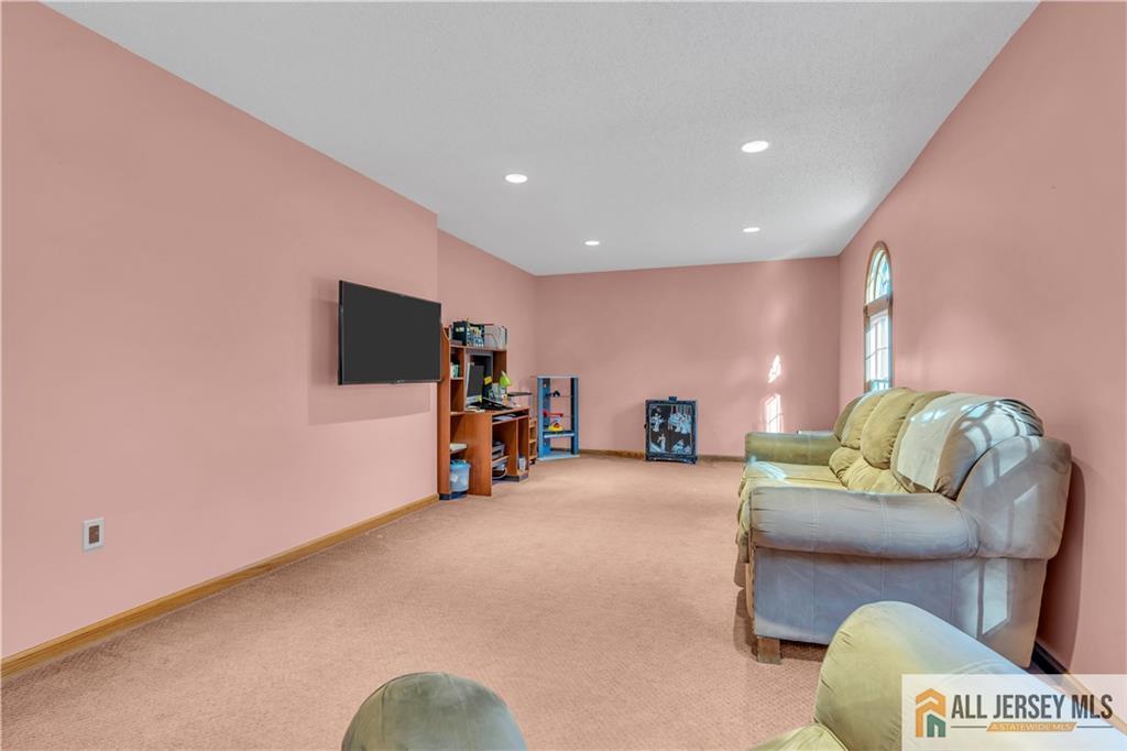 15 Capitol Reef Road Howell, NJ 07731 - Photo 23 of 58