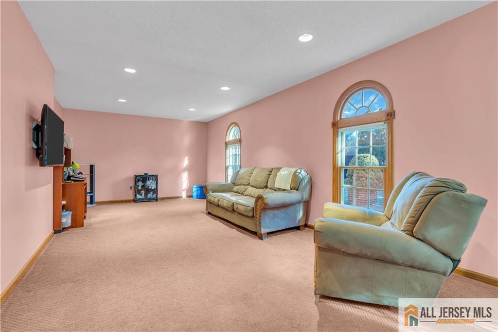 15 Capitol Reef Road Howell, NJ 07731 - Photo 24 of 58