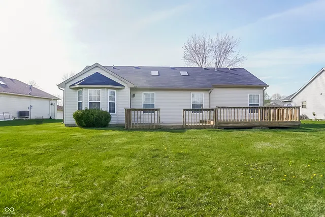 $1,685 | 2245 Valley Creek E Lane, Indianapolis, IN 46229