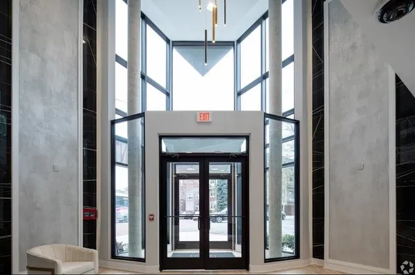 $2,900 | 6025 Boulevard East, Unit 306, West New York, NJ 07093