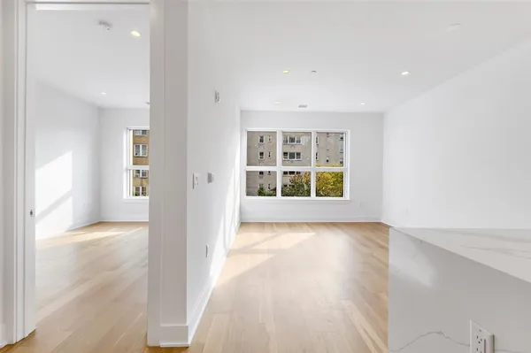 $2,900 | 6025 Boulevard East, Unit 306, West New York, NJ 07093