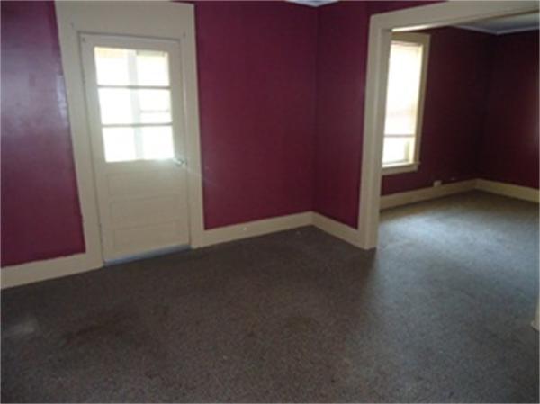 22 Mcknight Street Springfield, MA 01109 - Photo 9 of 10 Gallery Image 9