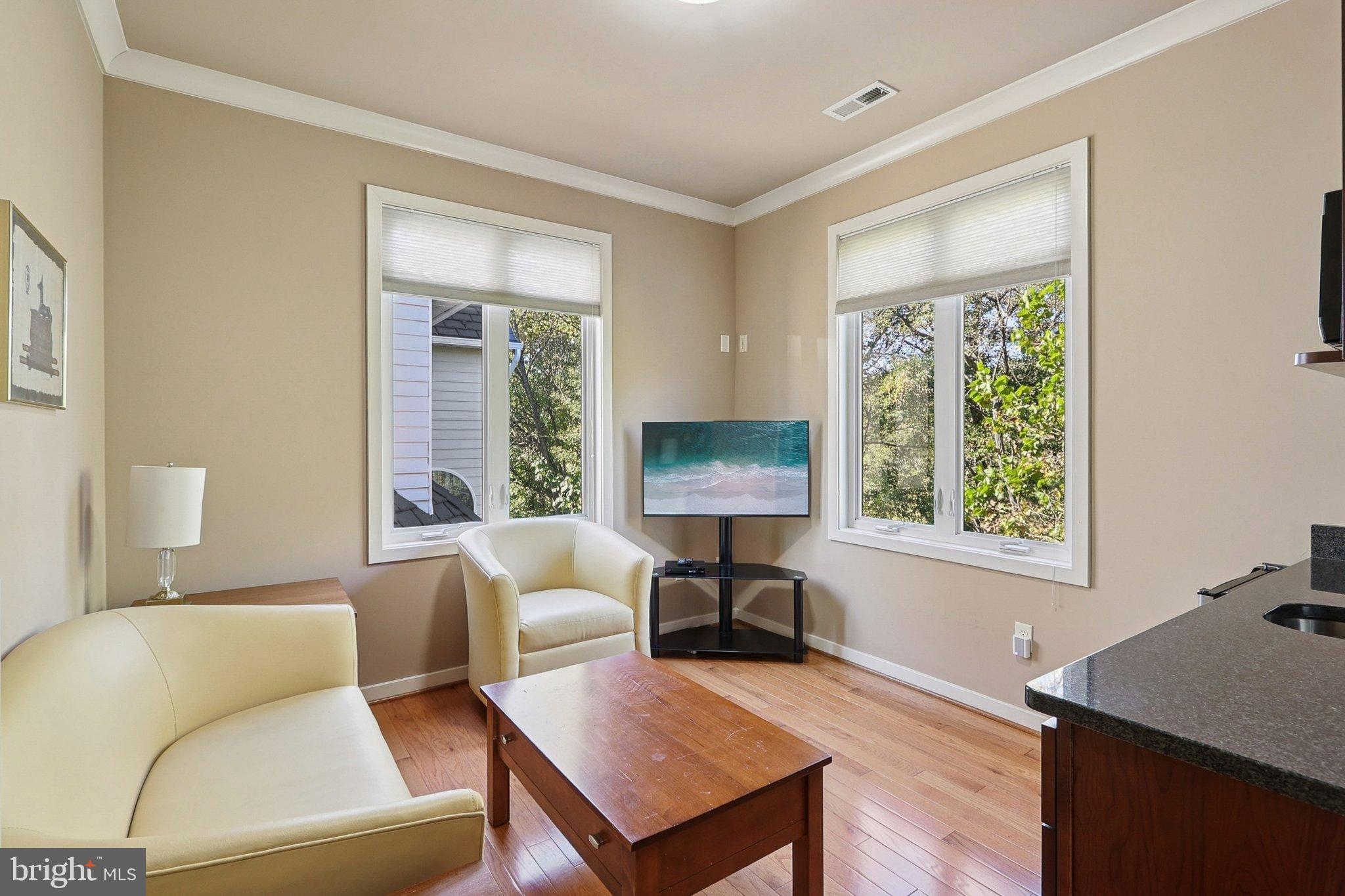 3211 Courtside Road Bowie, MD 20721 - Photo 52 of 108 Private sitting room off primary bedroom.