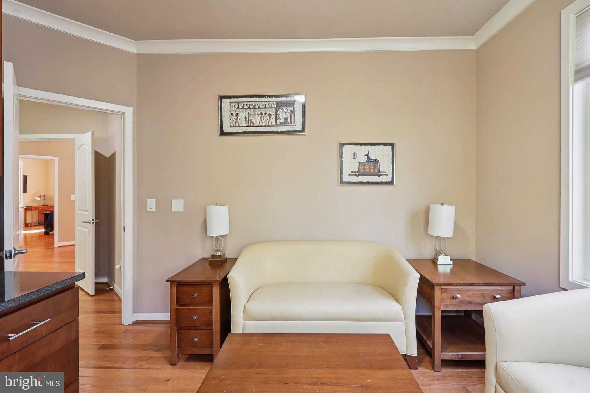 3211 Courtside Road Bowie, MD 20721 - Photo 53 of 108 Inviting space with warm, neutral tones.