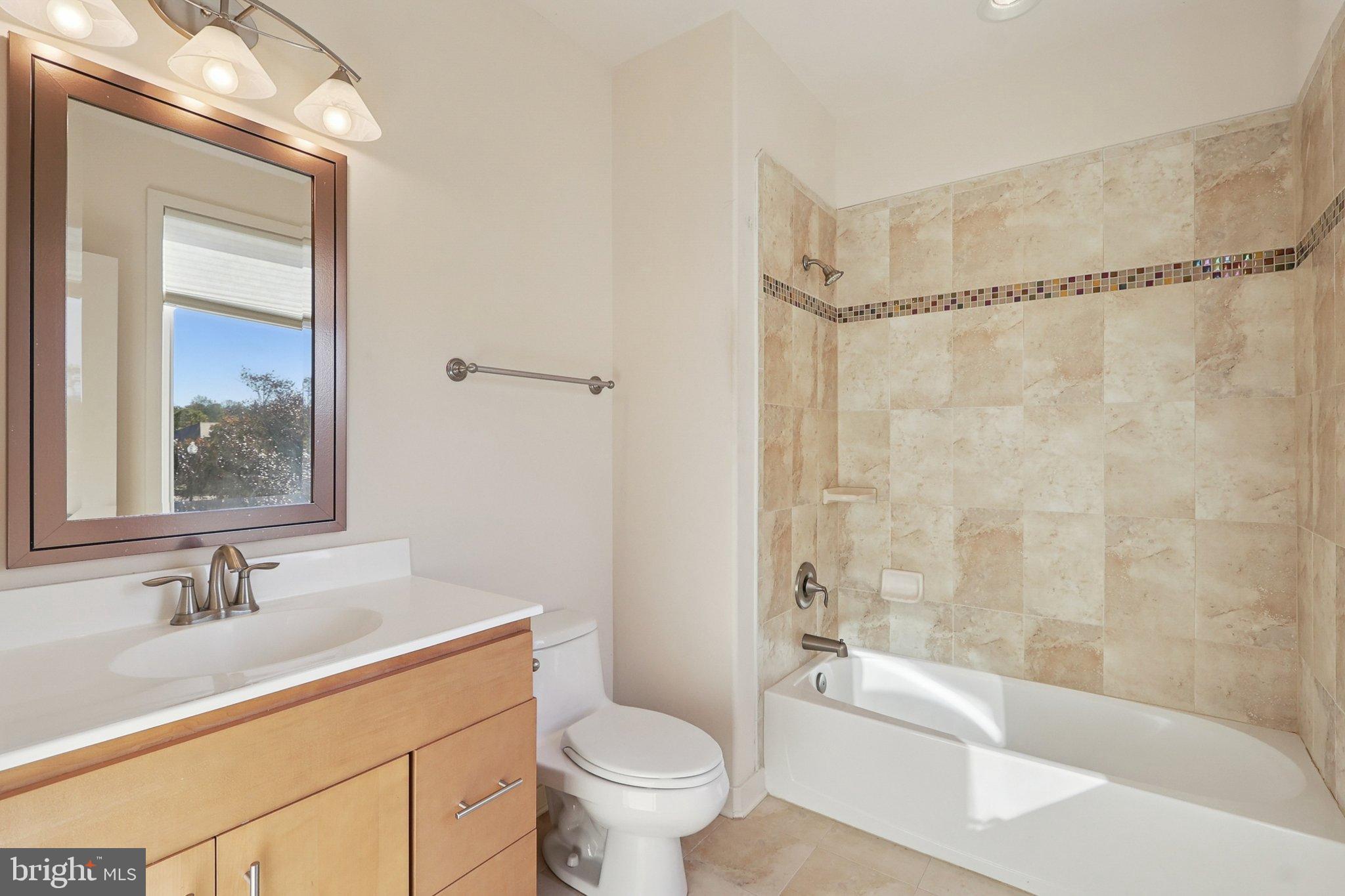 3211 Courtside Road Bowie, MD 20721 - Photo 65 of 108 Bedroom 3 full bath.