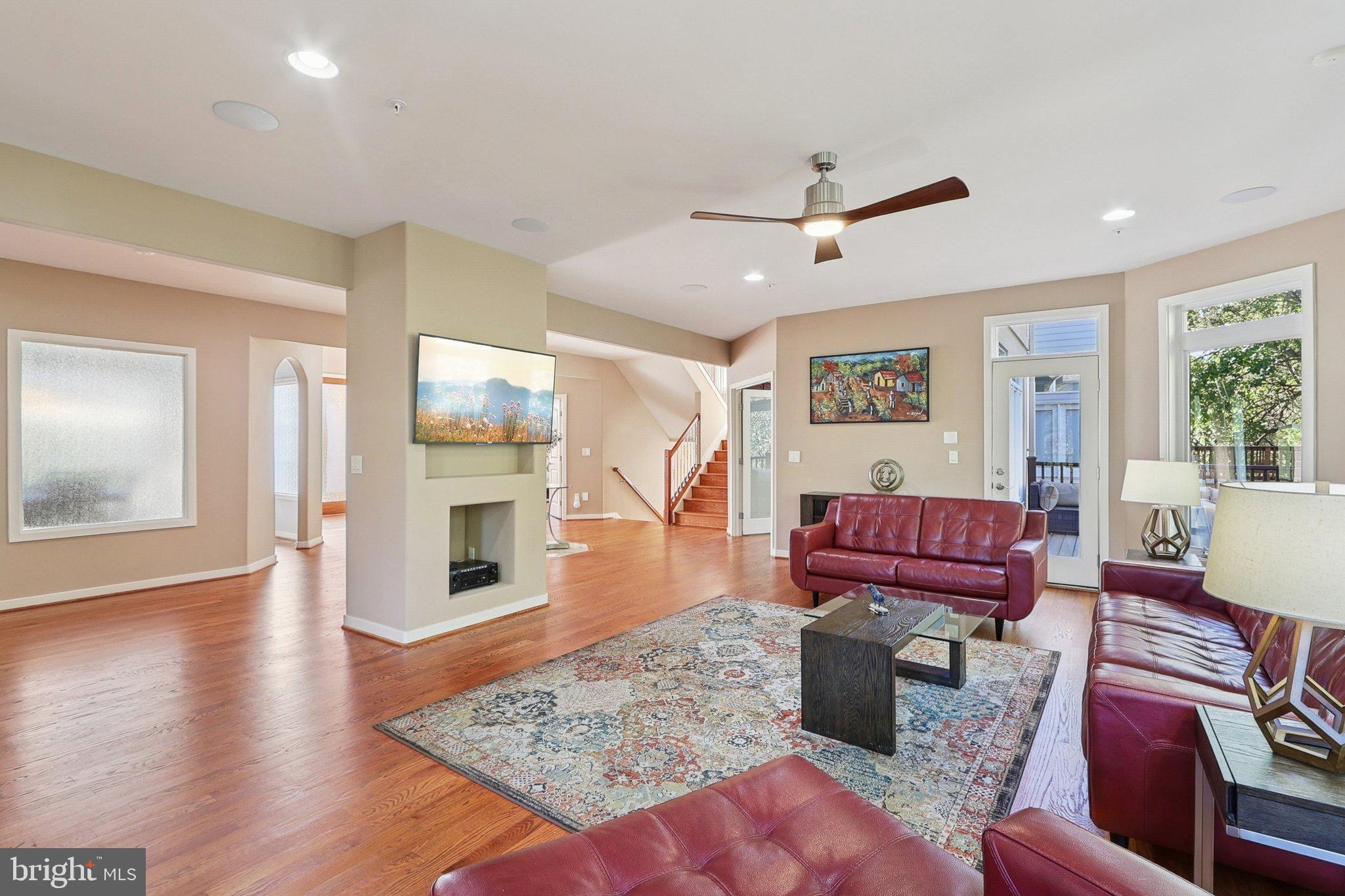3211 Courtside Road Bowie, MD 20721 - Photo 8 of 108 Spacious living area with modern elegance.
