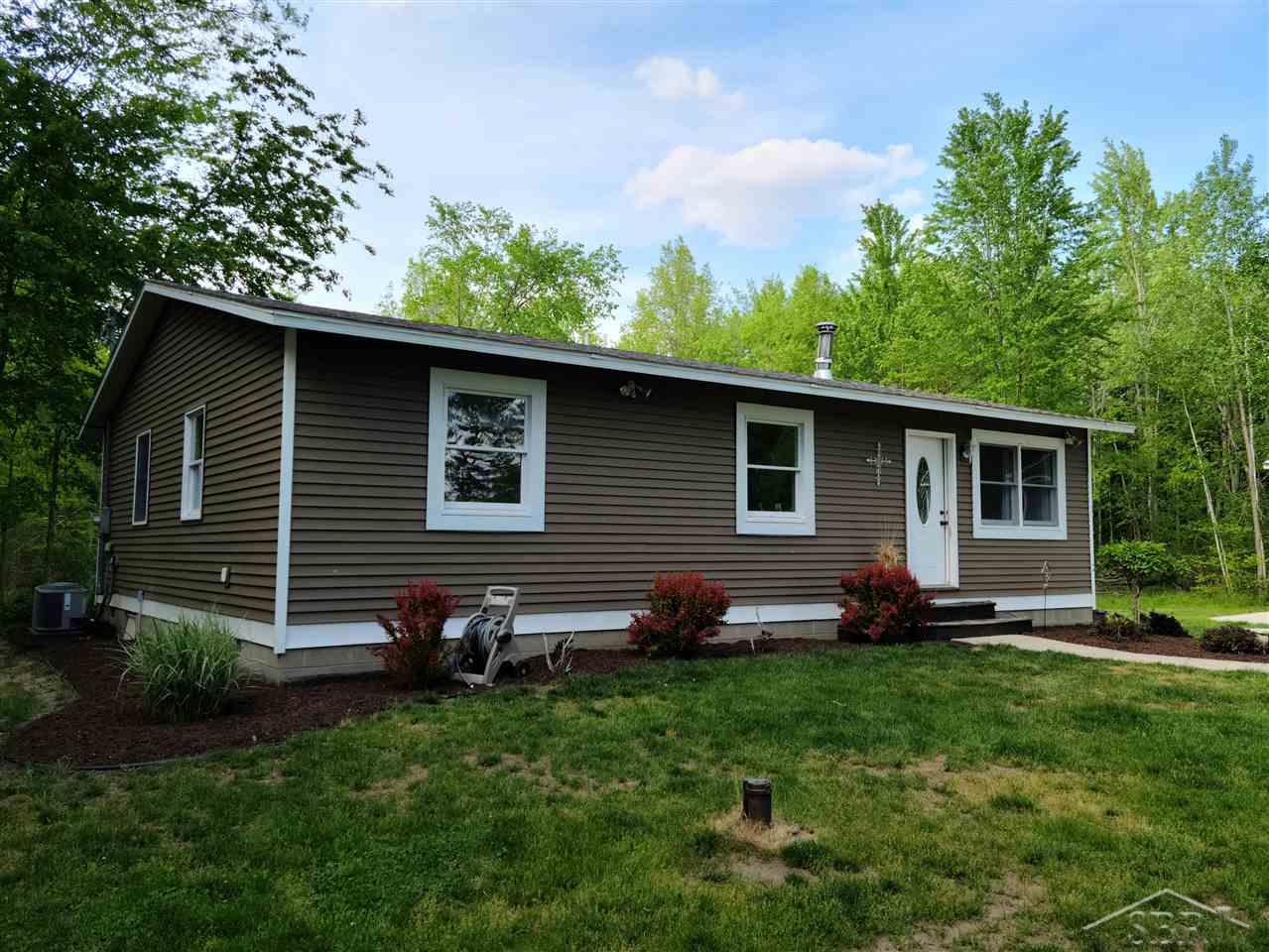 5260 West Birch Run Road St. Charles, MI 48655 - Photo 1 of 10 50042634.JPG
