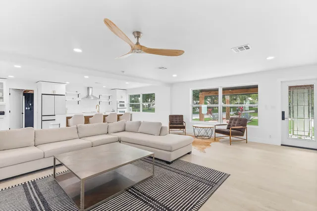 $4,800 | 12994 Southeast Papaya Street, Hobe Sound, FL 33455