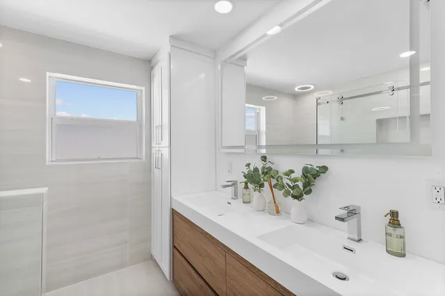 $4,800 | 12994 Southeast Papaya Street, Hobe Sound, FL 33455