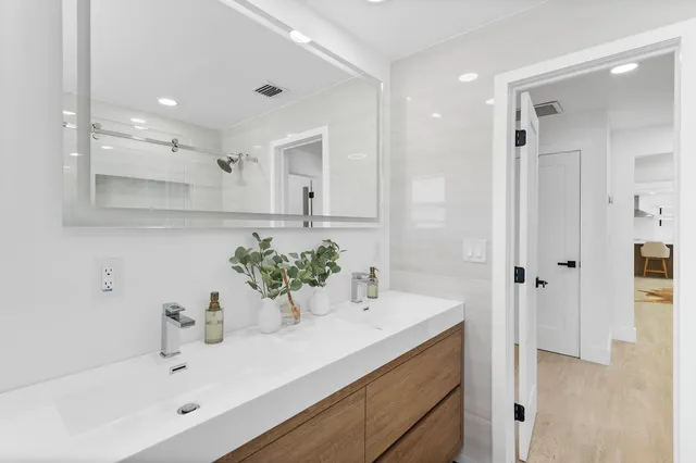 $4,800 | 12994 Southeast Papaya Street, Hobe Sound, FL 33455