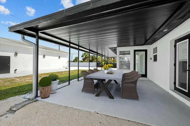 $4,800 | 12994 Southeast Papaya Street, Hobe Sound, FL 33455