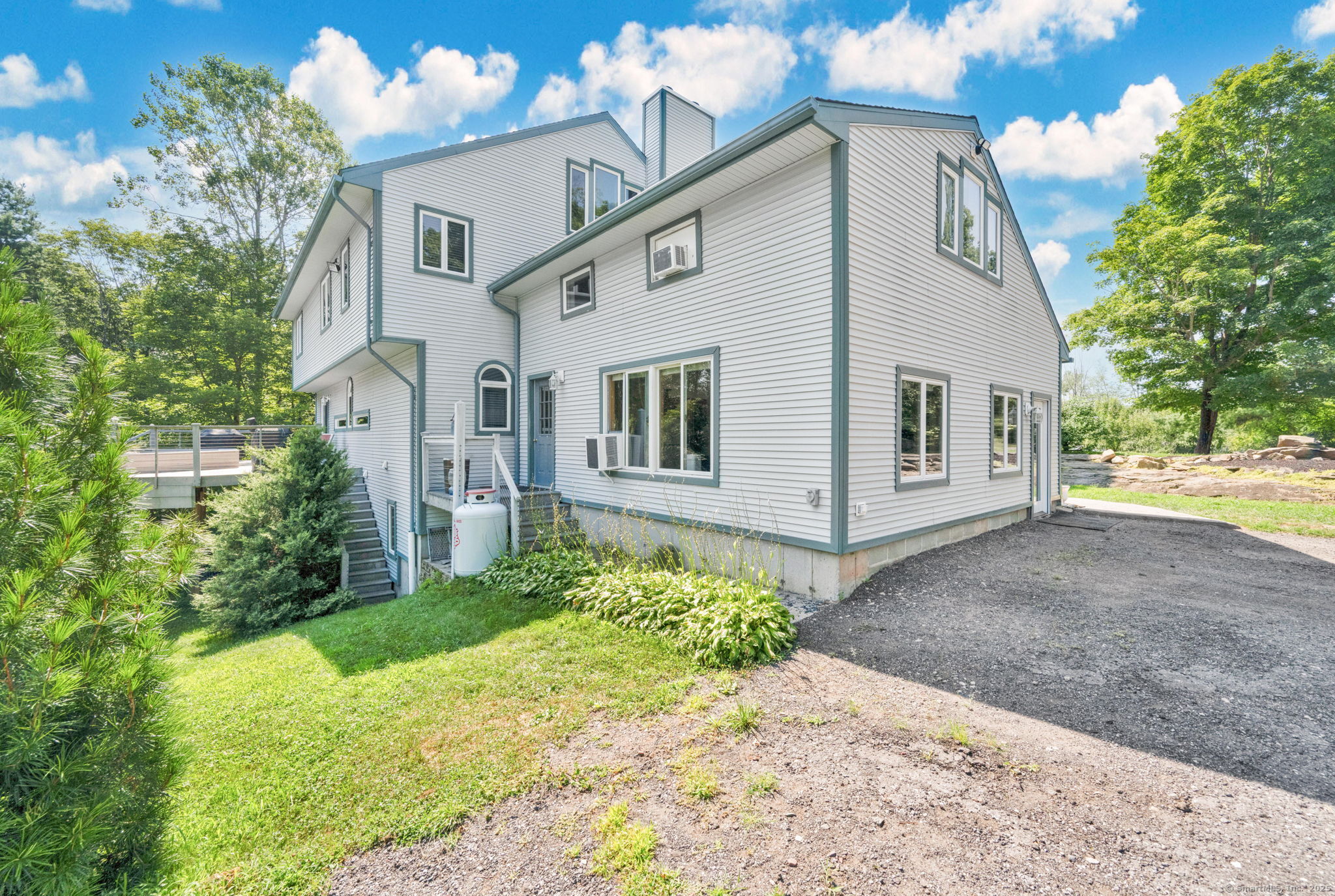 49 South Main Street Marlborough, CT 06447 - Photo 2 of 40