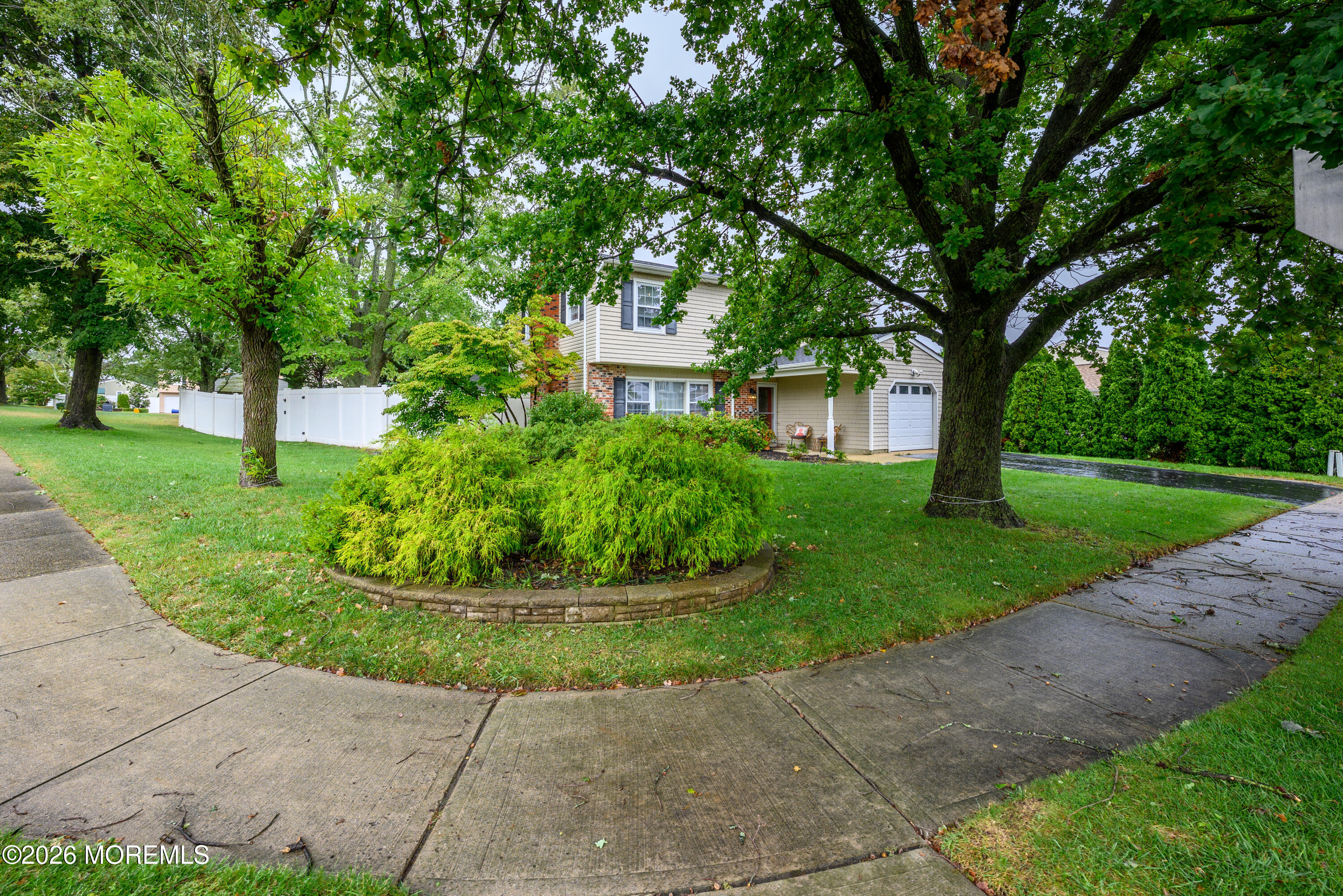 2 Evergreen Place Howell, NJ 07731 - Photo 3 of 37 2 Evergreen Pl-29