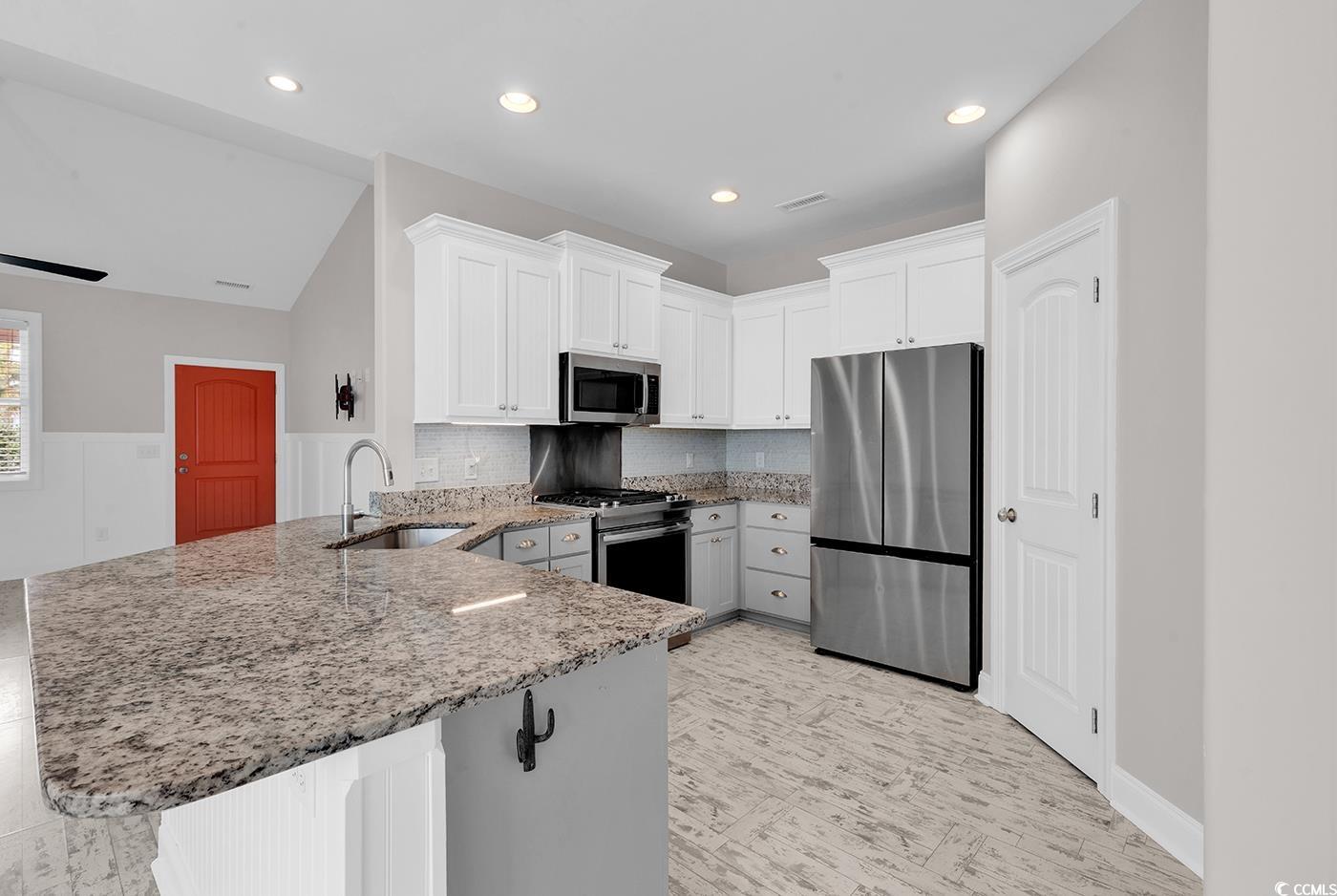 340 Waties Drive Murrells Inlet, SC 29576 - Photo 8 of 38