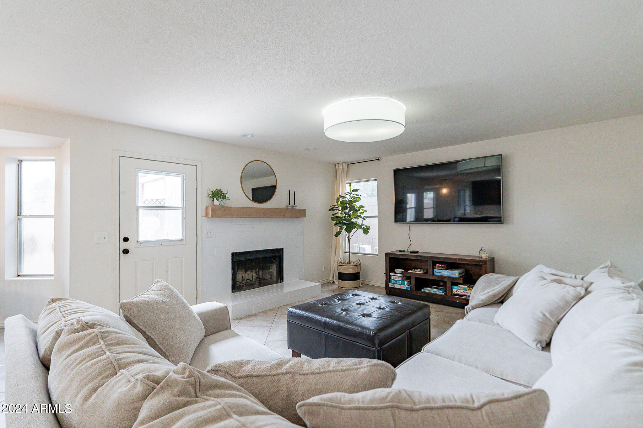 818 West Devon Drive Gilbert, AZ 85233 - Photo 13 of 37 16-web-or-mls-Devon-16