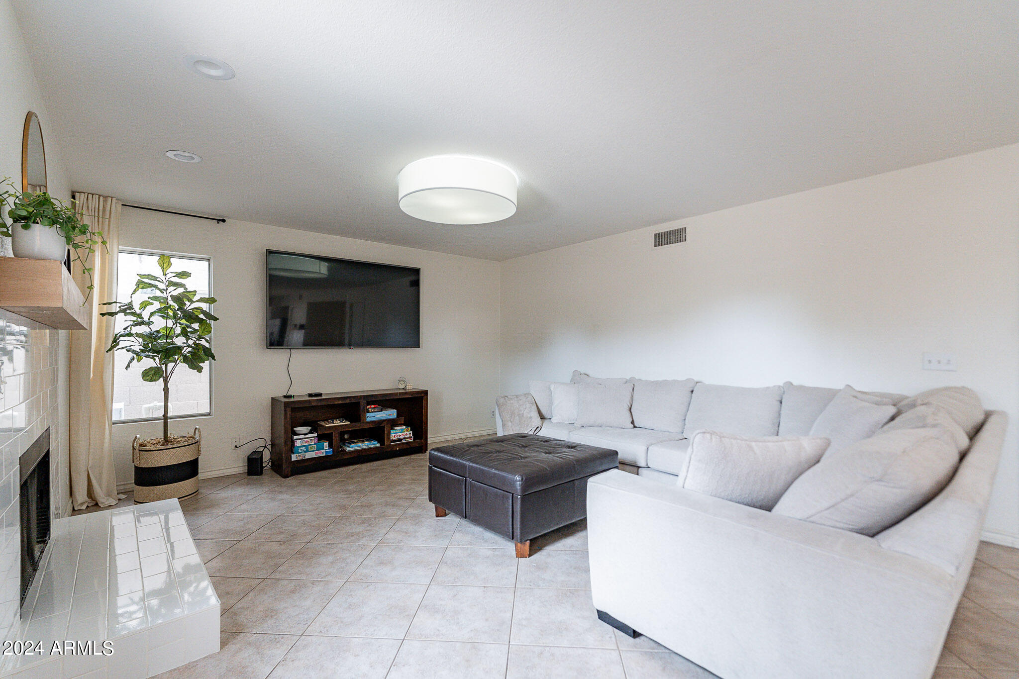 818 West Devon Drive Gilbert, AZ 85233 - Photo 14 of 37 13-web-or-mls-Devon-13