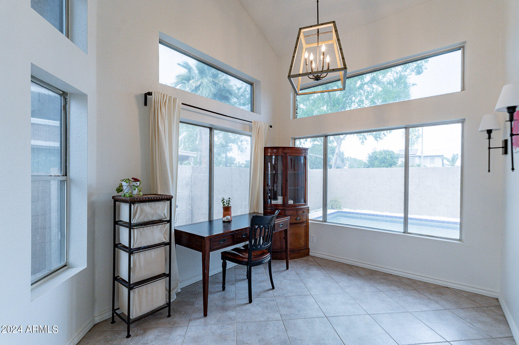 818 West Devon Drive Gilbert, AZ 85233 - Photo 16 of 37 21-web-or-mls-Devon-21