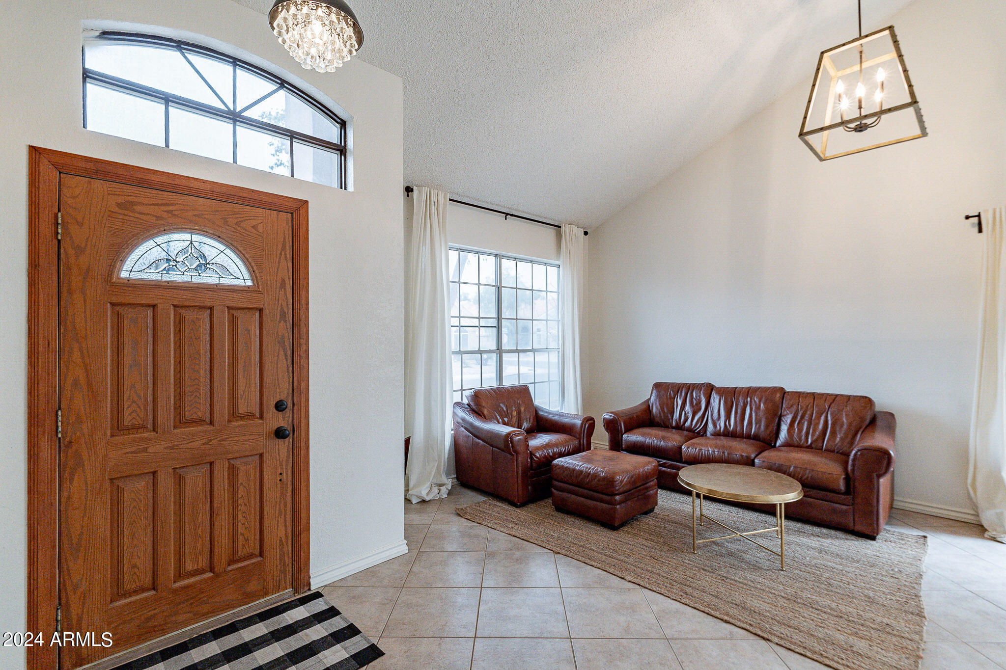 818 West Devon Drive Gilbert, AZ 85233 - Photo 2 of 37 5-web-or-mls-Devon-5