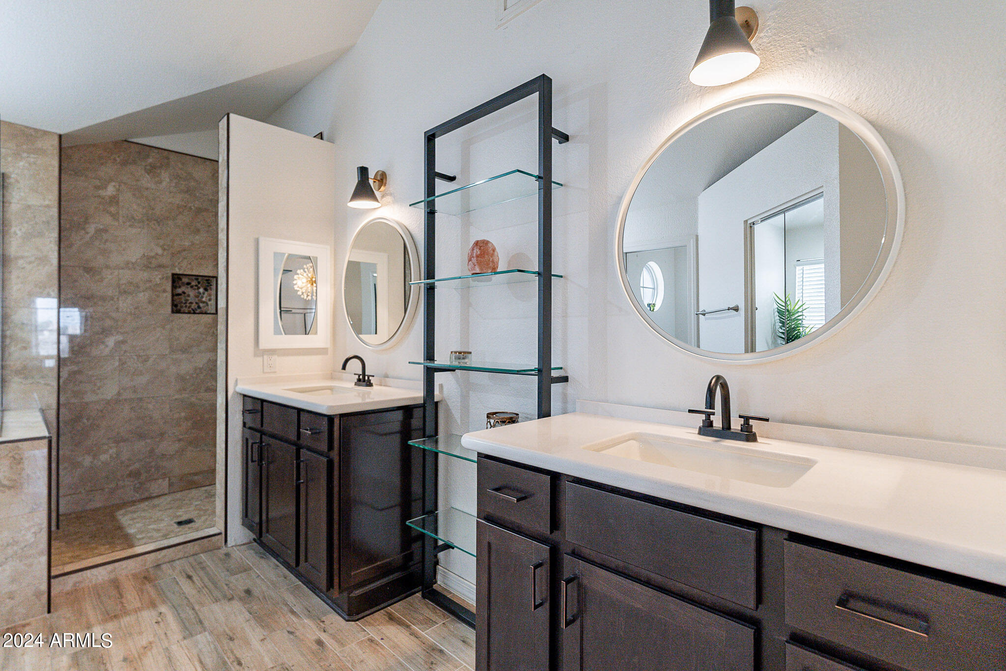 818 West Devon Drive Gilbert, AZ 85233 - Photo 23 of 37 33-web-or-mls-Devon-33