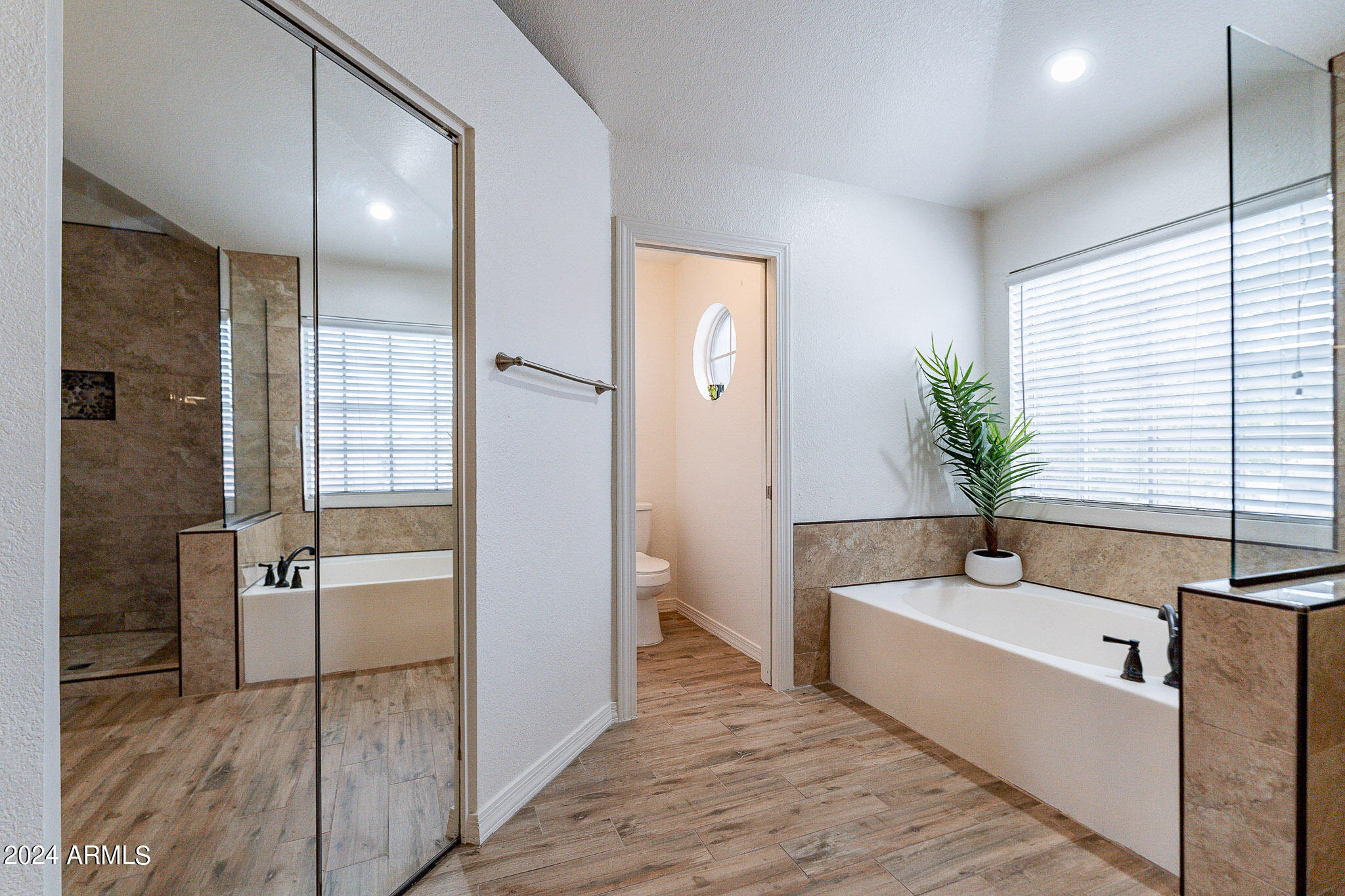 818 West Devon Drive Gilbert, AZ 85233 - Photo 25 of 37 34-web-or-mls-Devon-34