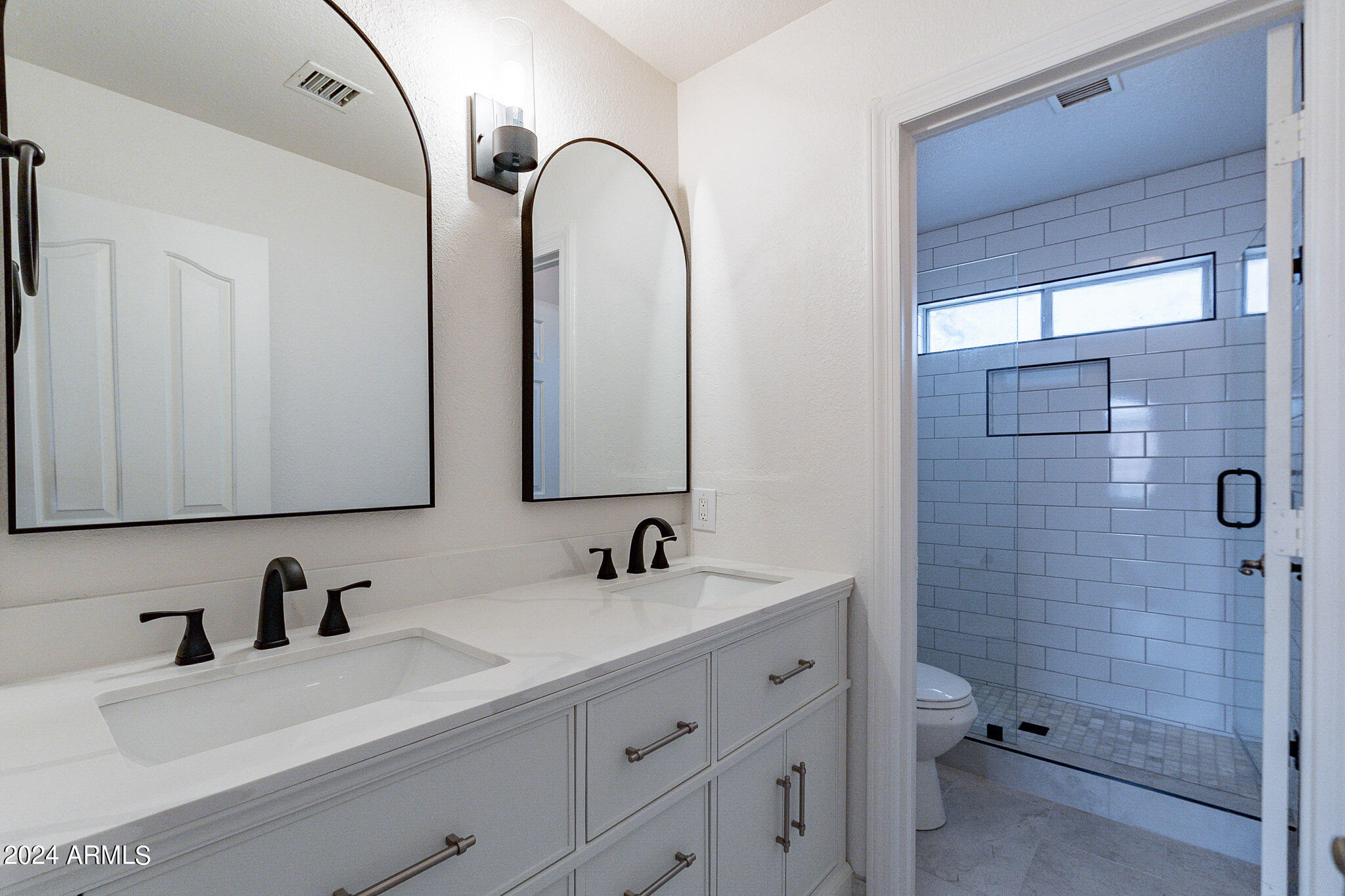 818 West Devon Drive Gilbert, AZ 85233 - Photo 28 of 37 27-web-or-mls-Devon-27