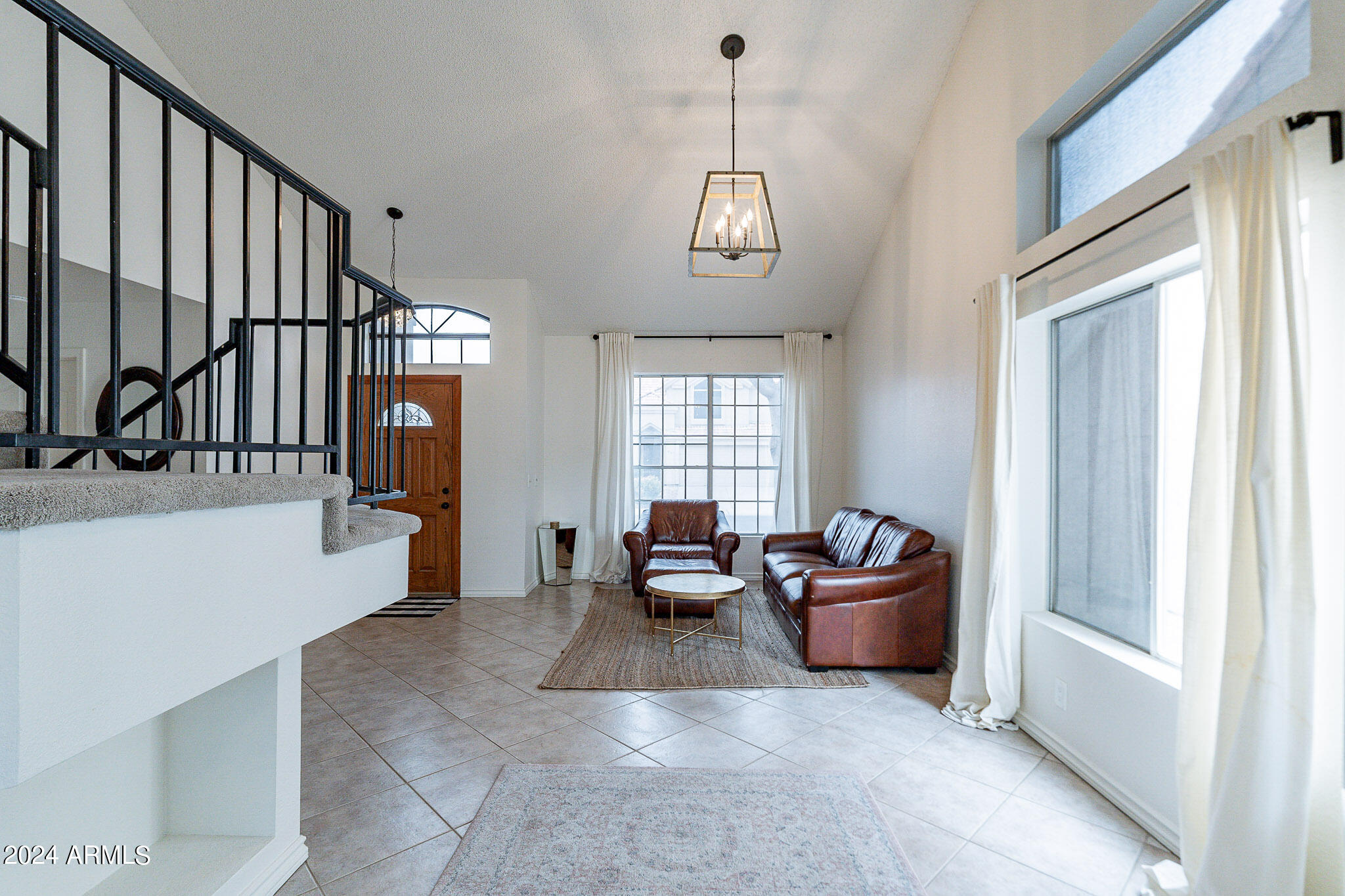 818 West Devon Drive Gilbert, AZ 85233 - Photo 4 of 37 20-web-or-mls-Devon-20