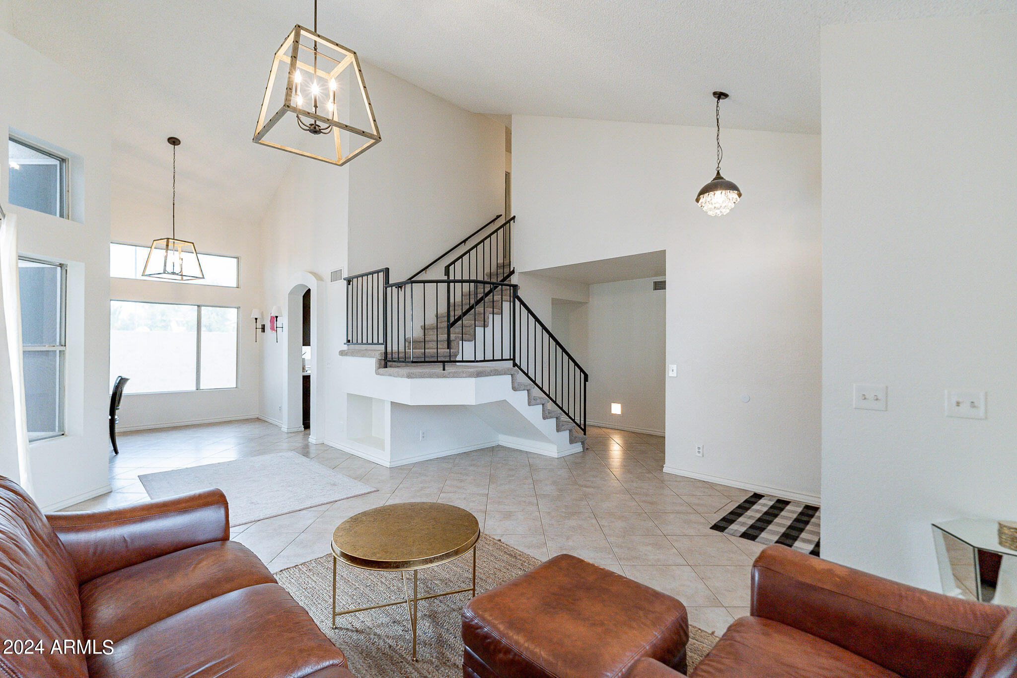 818 West Devon Drive Gilbert, AZ 85233 - Photo 5 of 37 6-web-or-mls-Devon-6