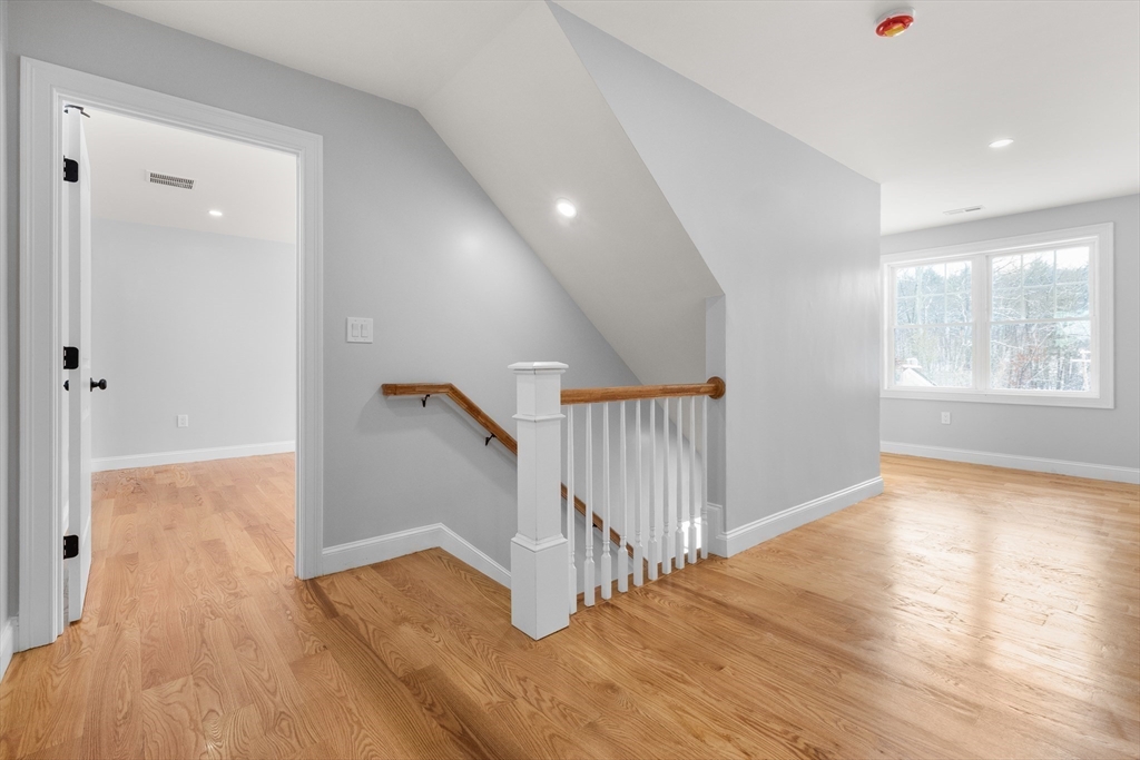 12 Lands-End Road Tyngsborough, MA 01879 - Photo 19 of 41