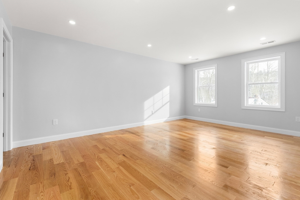 12 Lands-End Road Tyngsborough, MA 01879 - Photo 20 of 41