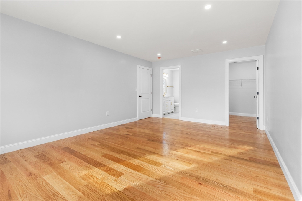 12 Lands-End Road Tyngsborough, MA 01879 - Photo 21 of 41