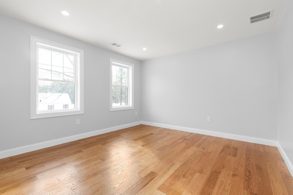 12 Lands-End Road Tyngsborough, MA 01879 - Photo 28 of 41