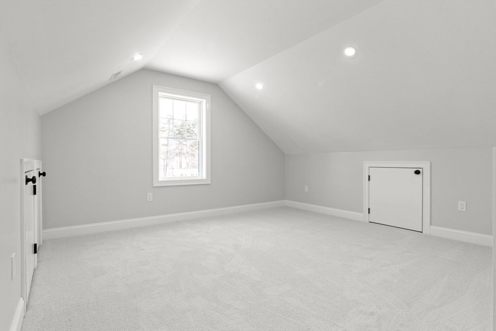 12 Lands-End Road Tyngsborough, MA 01879 - Photo 34 of 41