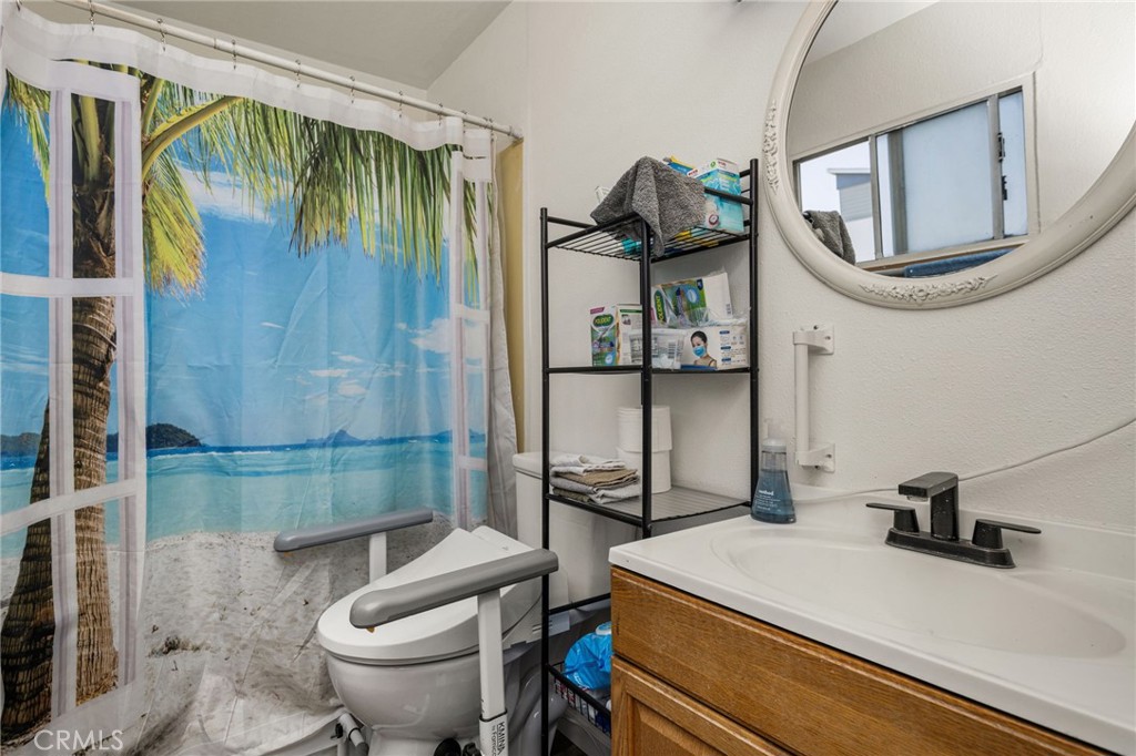 7381 Katella Avenue Stanton, CA 90680 - Photo 14 of 21 bathroom #2