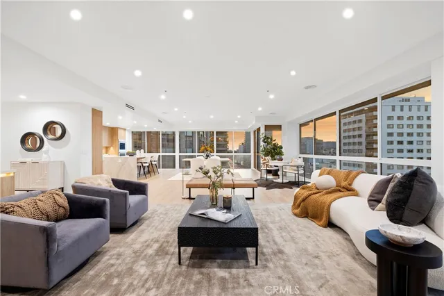 $1,999,000 | 10750 Wilshire Boulevard, Unit 901, Los Angeles, CA 90024