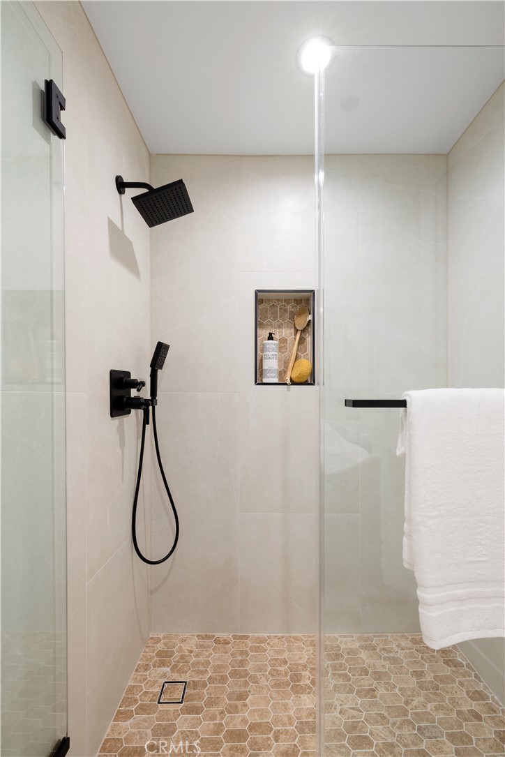 10750 Wilshire Boulevard, Unit 901 Los Angeles, CA 90024 - Photo 16 of 28