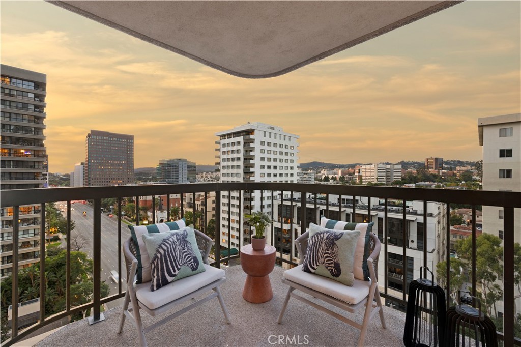 10750 Wilshire Boulevard, Unit 901 Los Angeles, CA 90024 - Photo 18 of 28