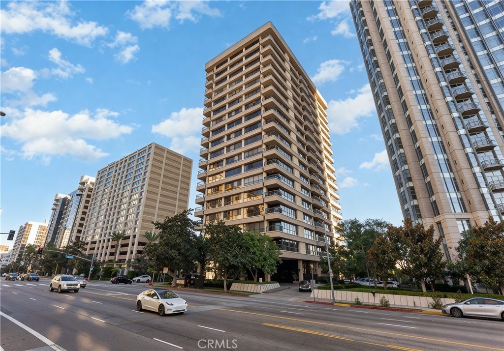 10750 Wilshire Boulevard, Unit 901 Los Angeles, CA 90024 - Photo 21 of 28