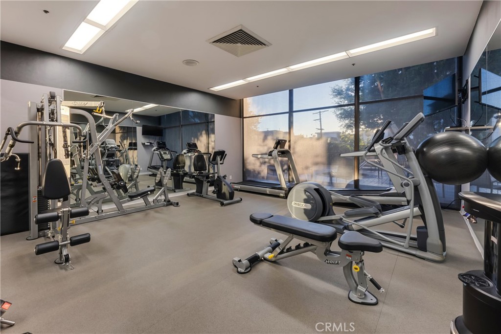 10750 Wilshire Boulevard, Unit 901 Los Angeles, CA 90024 - Photo 28 of 28