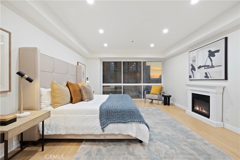 10750 Wilshire Boulevard, Unit 901 Los Angeles, CA 90024 - Photo 8 of 28