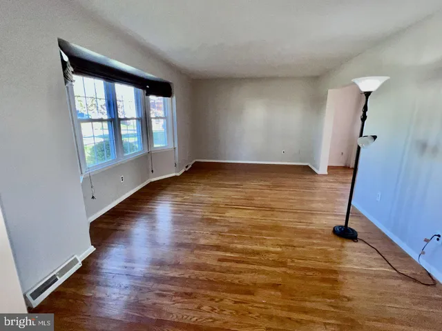 $2,500 | 918 Rockwell Road, Wilmington, DE 19810