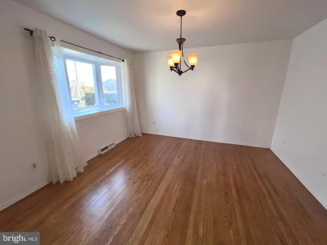 $2,500 | 918 Rockwell Road, Wilmington, DE 19810