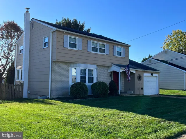 $2,500 | 918 Rockwell Road, Wilmington, DE 19810