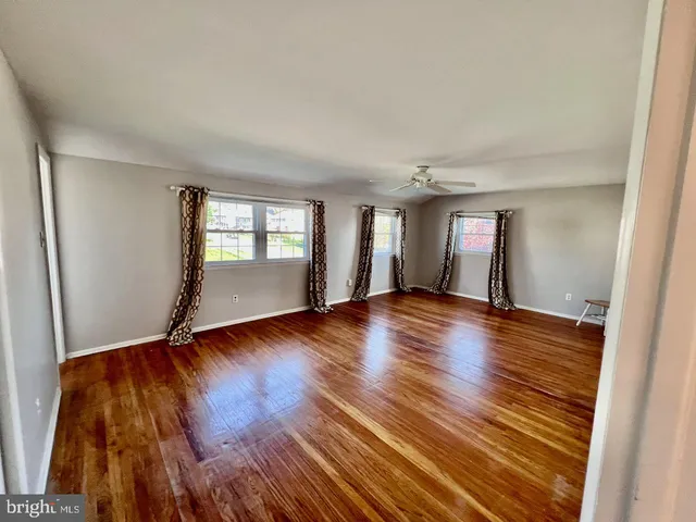 $2,500 | 918 Rockwell Road, Wilmington, DE 19810