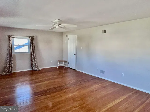 $2,500 | 918 Rockwell Road, Wilmington, DE 19810