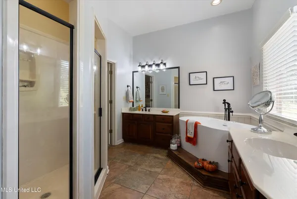 $459,900 | 7738 Windersgate Circle, Olive Branch, MS 38654