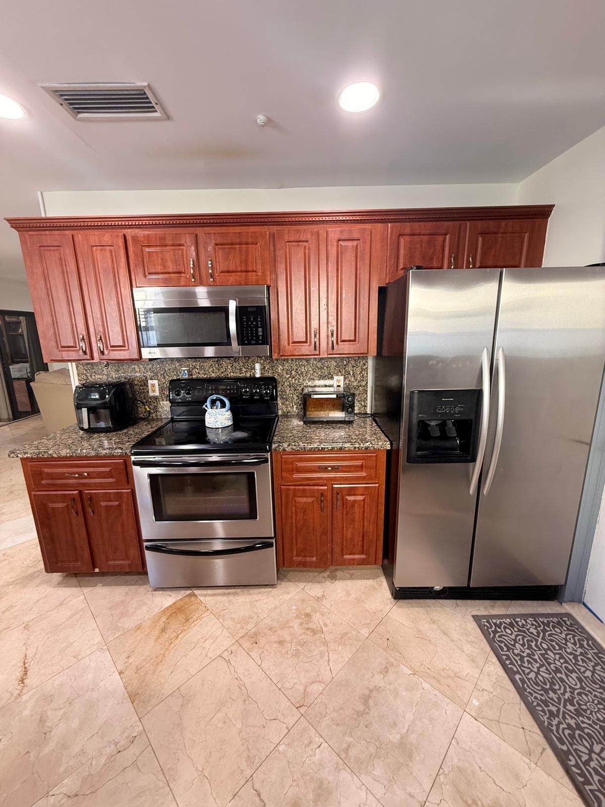 8843 Southwest 16th Street Boca Raton, FL 33433 - Photo 19 of 65 WhatsApp Image 2026-07-06 at 11.41.40 AM